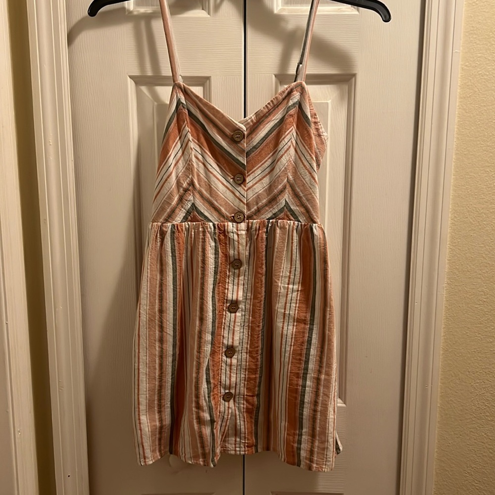 Short dress